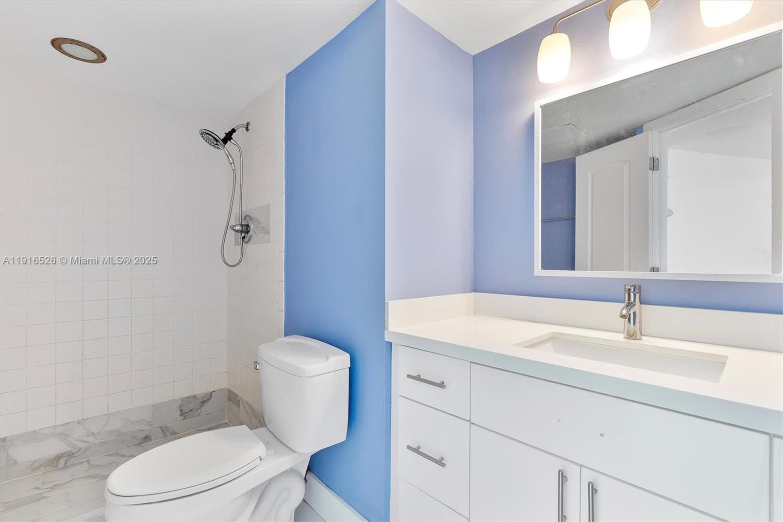 3703 NE 166th St # 808, North Miami Beach FL 33160 — 23