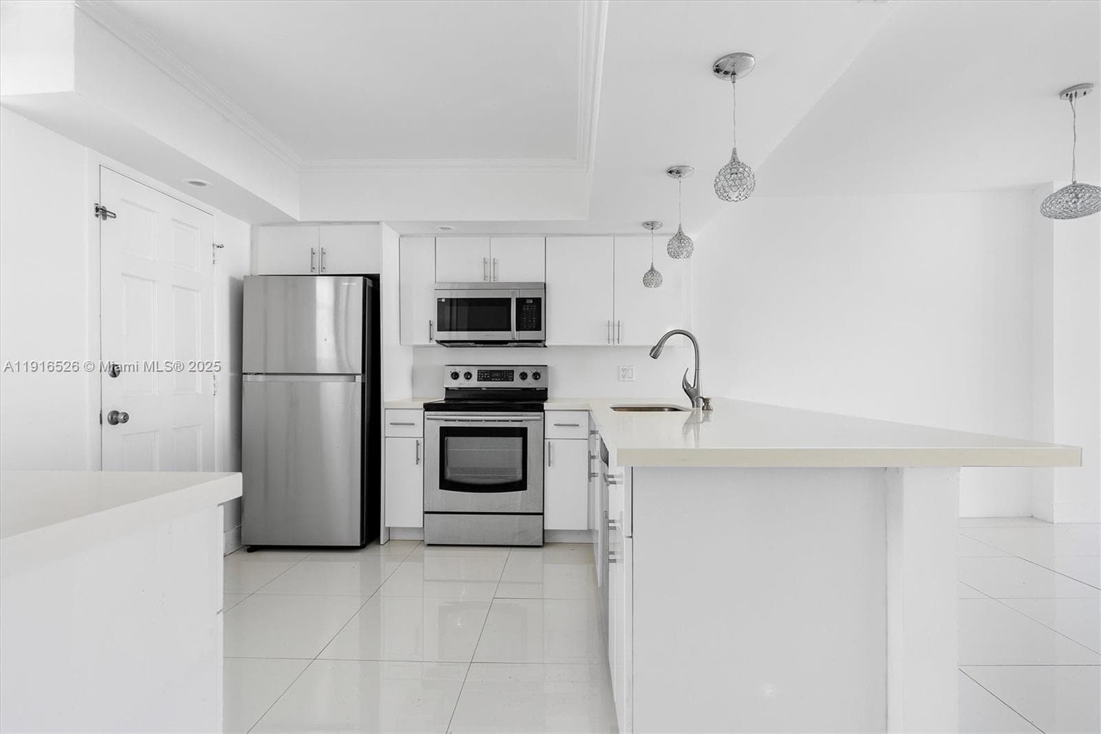 3703 NE 166th St # 808, North Miami Beach FL 33160 — 19