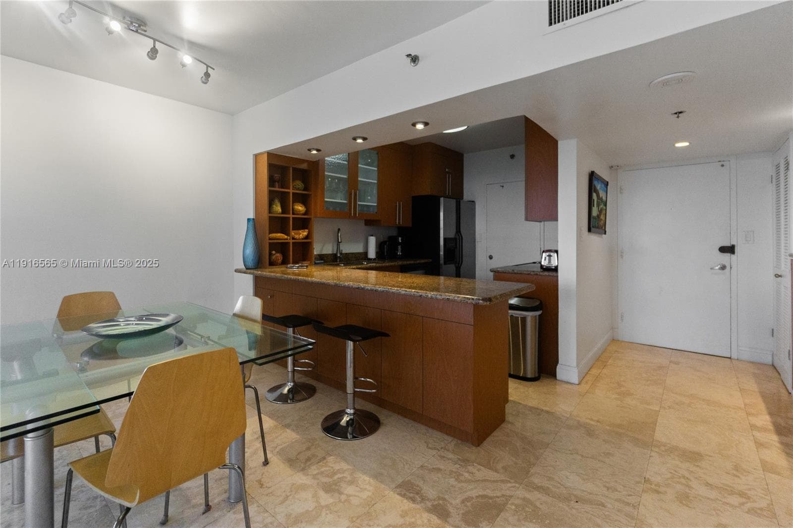 100 Lincoln Rd # 847, Miami Beach FL 33139 — 5