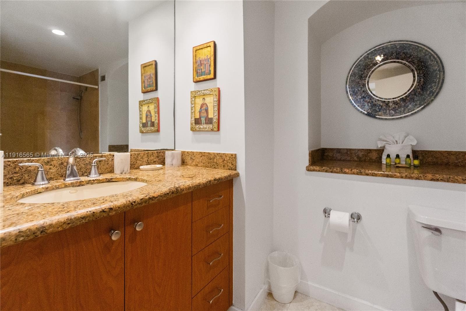 100 Lincoln Rd # 847, Miami Beach FL 33139 — 15