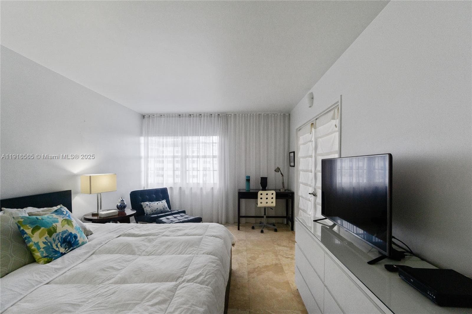 100 Lincoln Rd # 847, Miami Beach FL 33139 — 11