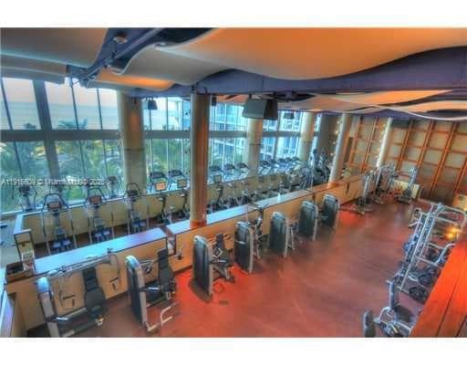 6801 Collins Ave, Miami Beach FL 33141 — 36