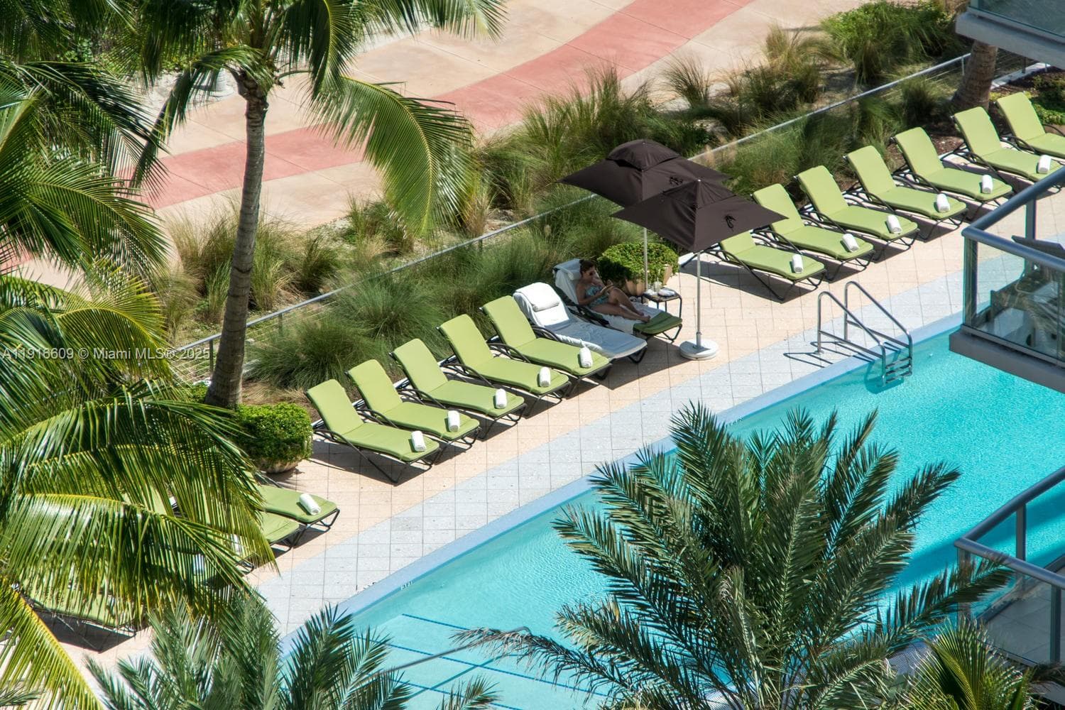 6801 Collins Ave, Miami Beach FL 33141 — 41
