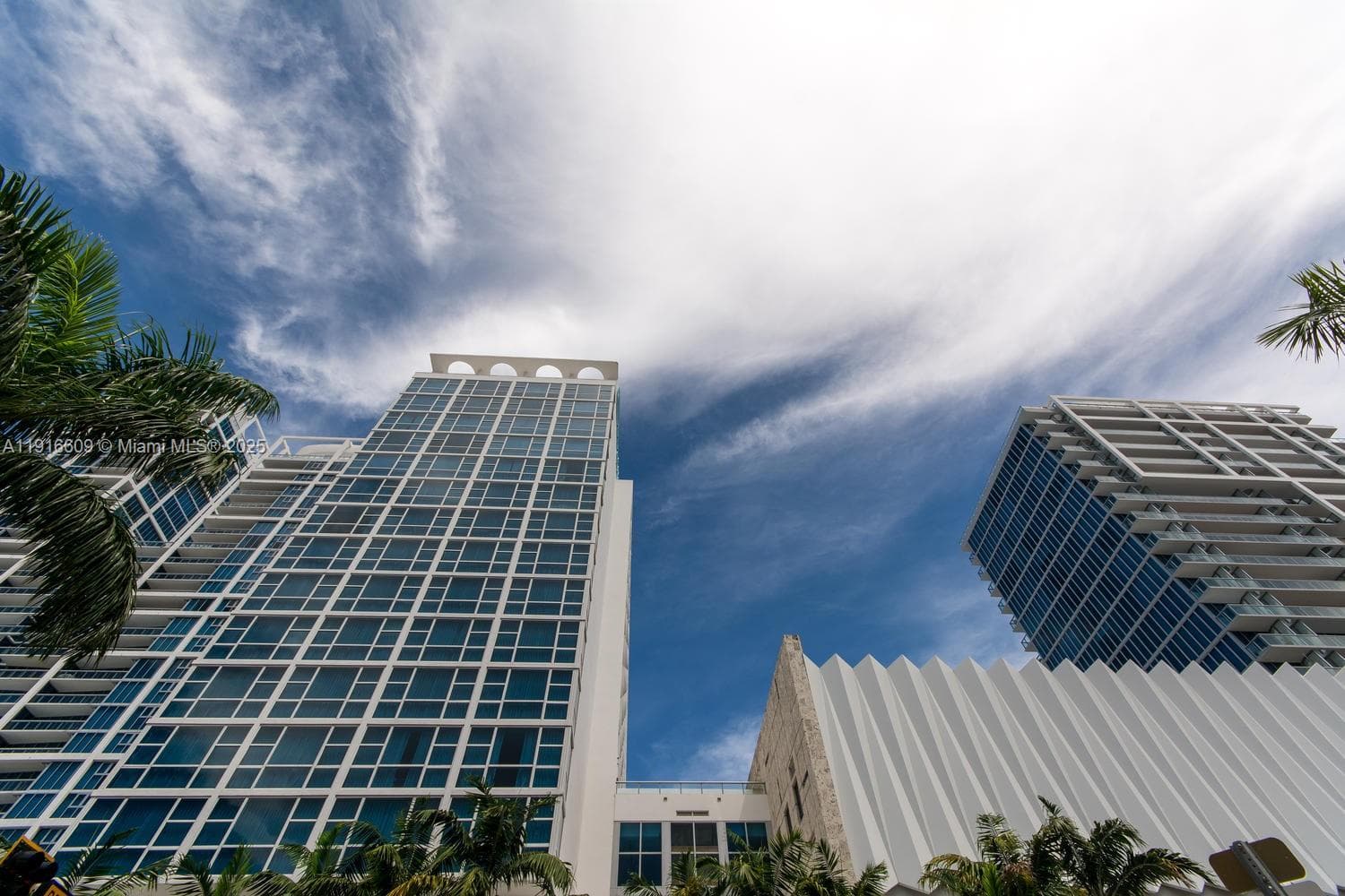 6801 Collins Ave, Miami Beach FL 33141 — 40