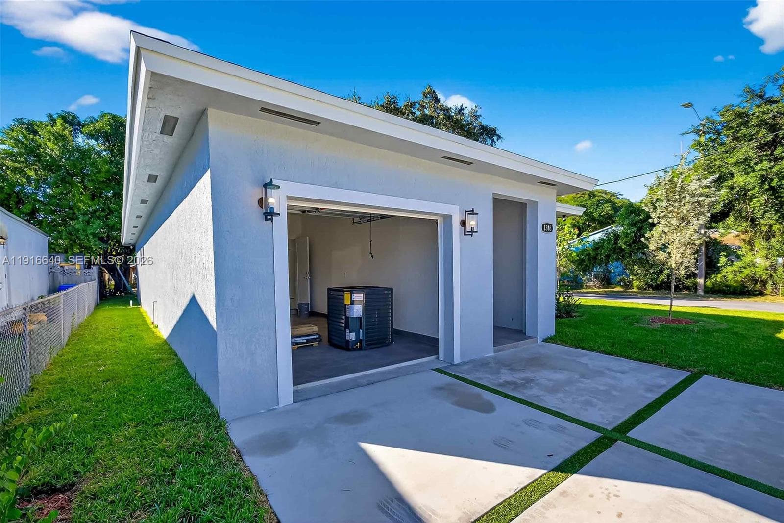 1346 NW 44th St, Miami FL 33142 — 17