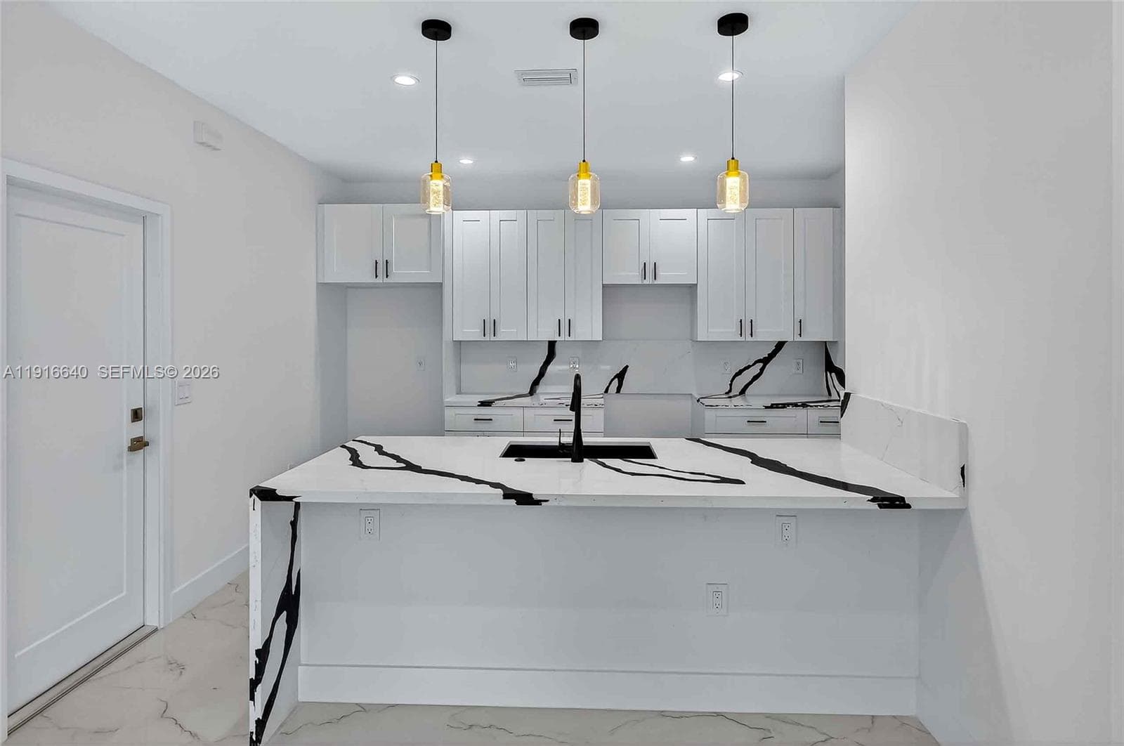1346 NW 44th St, Miami FL 33142 — 28