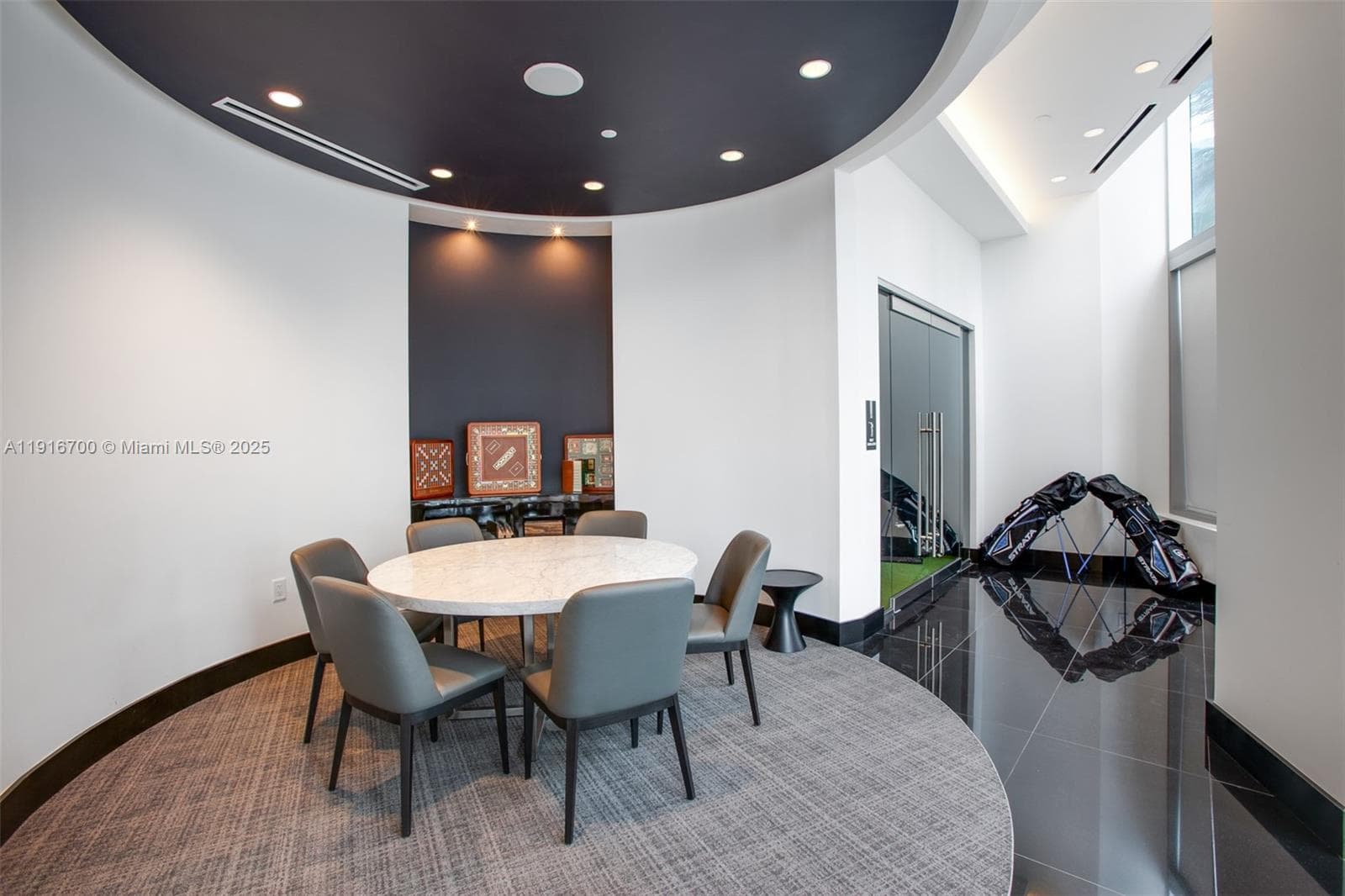 851 NE 1ST Ave # 1810, Miami FL 33132 — 20