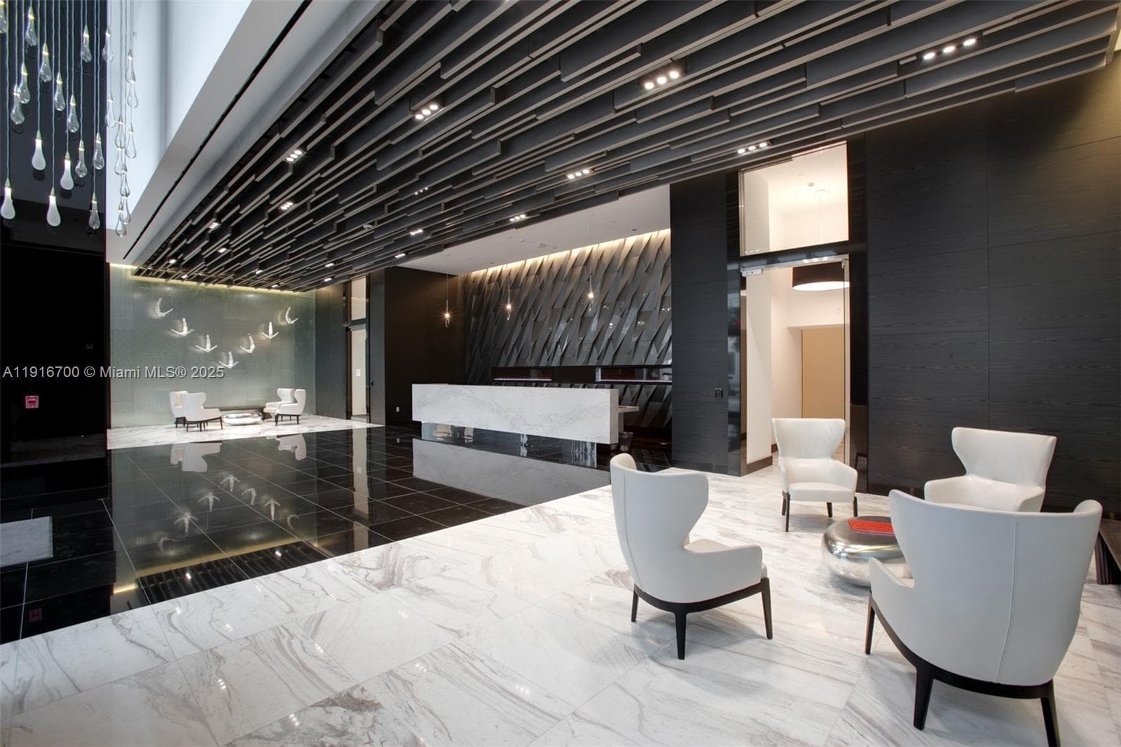 851 NE 1ST Ave # 1810, Miami FL 33132 — 25