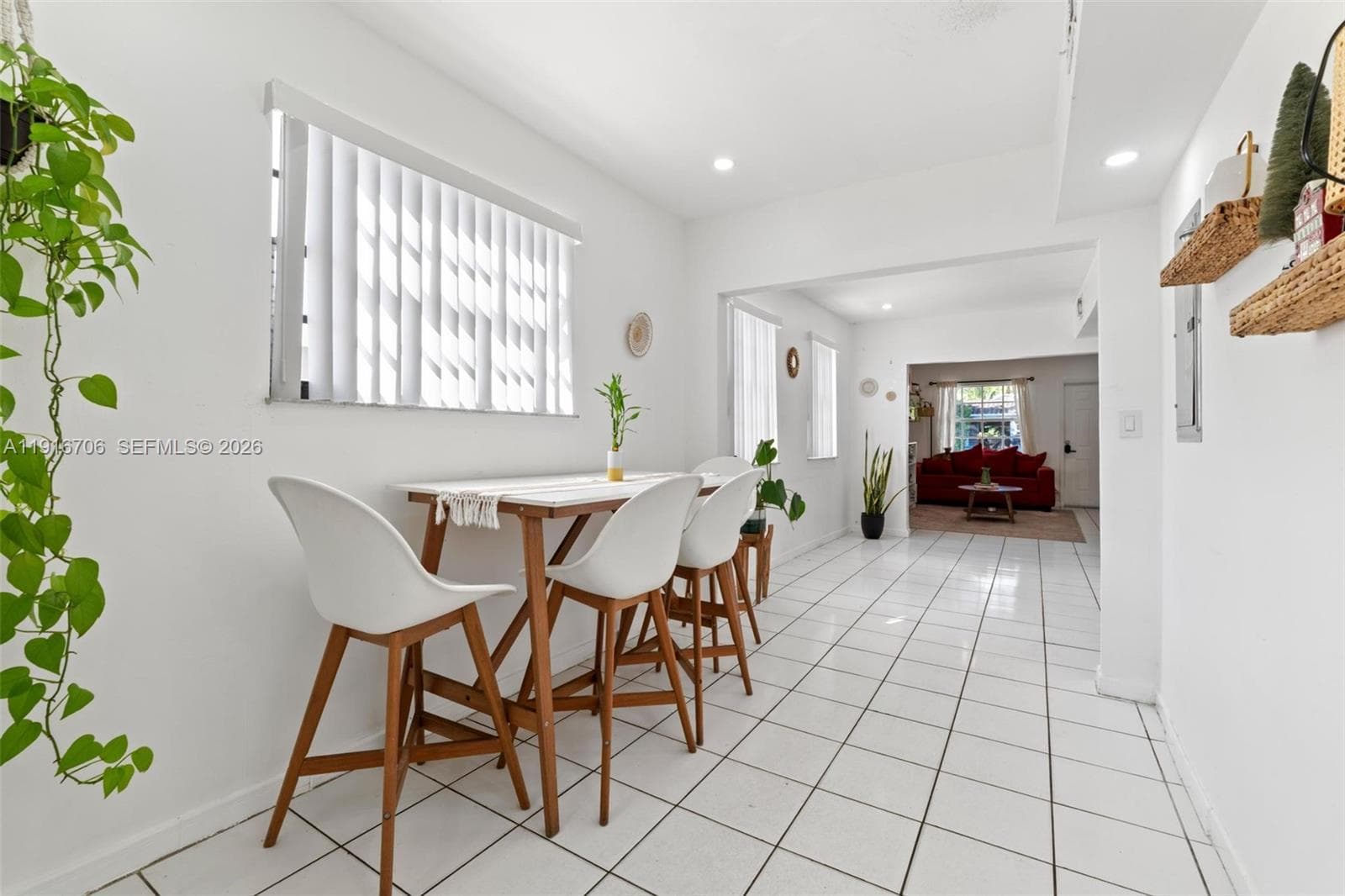 2262 NW 4th St, Miami FL 33125 — 6