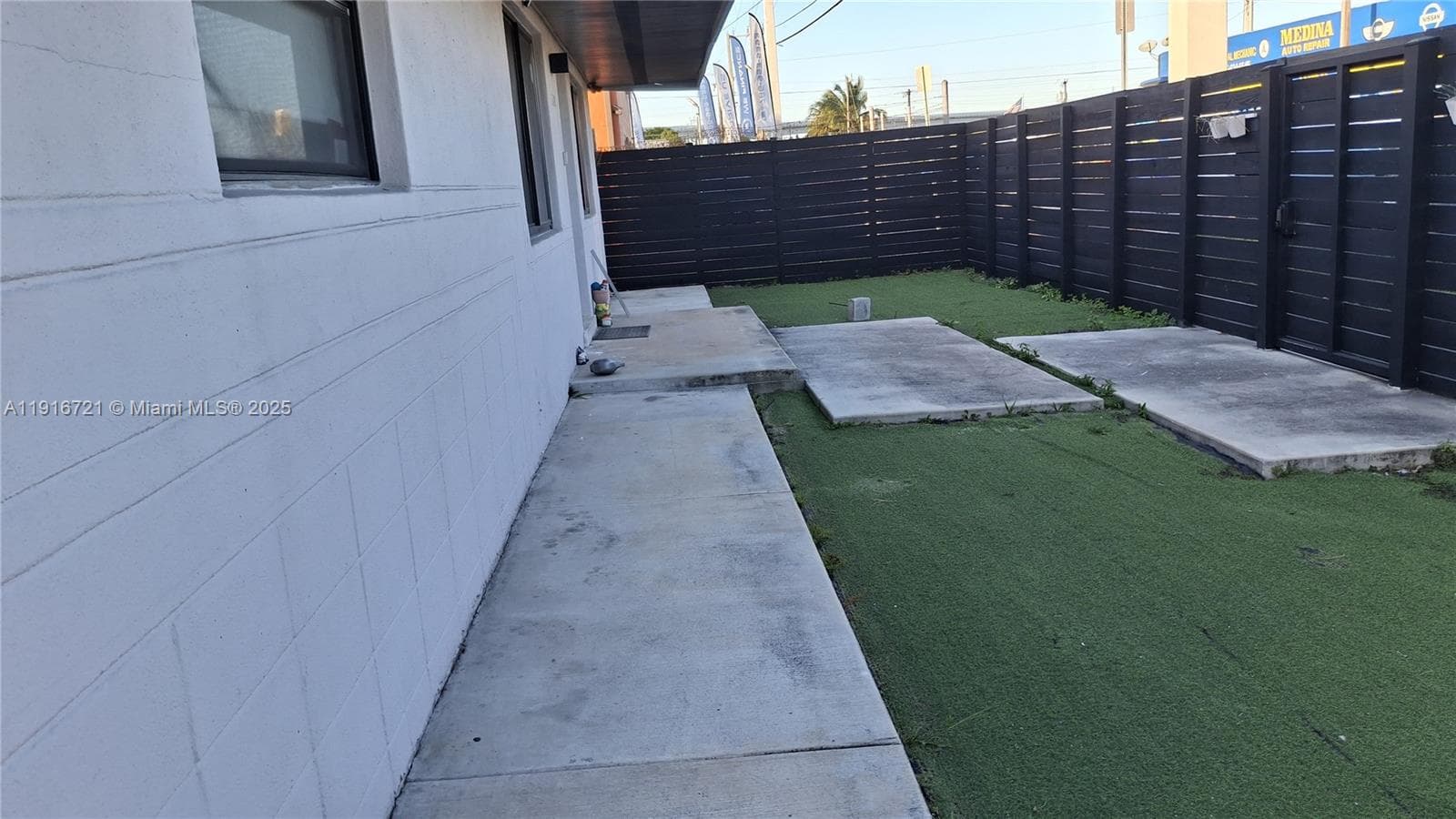 3510 NW 33rd Ave, Miami FL 33142 — 6