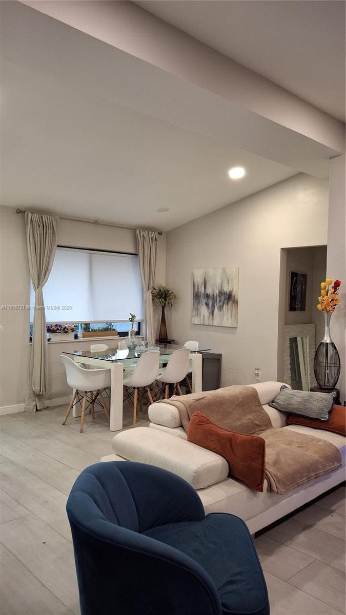 3510 NW 33rd Ave, Miami FL 33142 — 18
