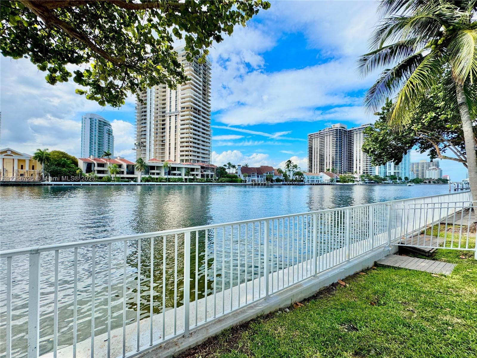 19390 Collins Ave # 1610, Sunny Isles Beach FL 33160 — 19