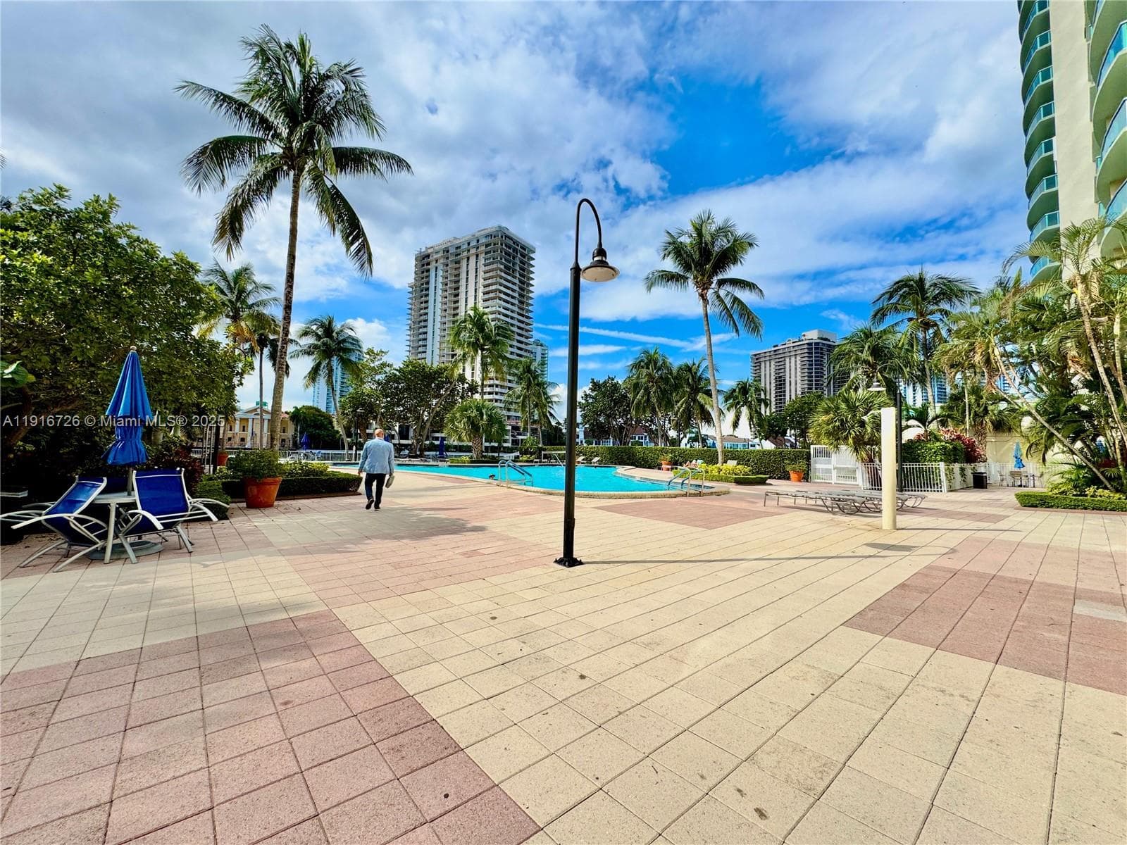 19390 Collins Ave # 1610, Sunny Isles Beach FL 33160 — 21