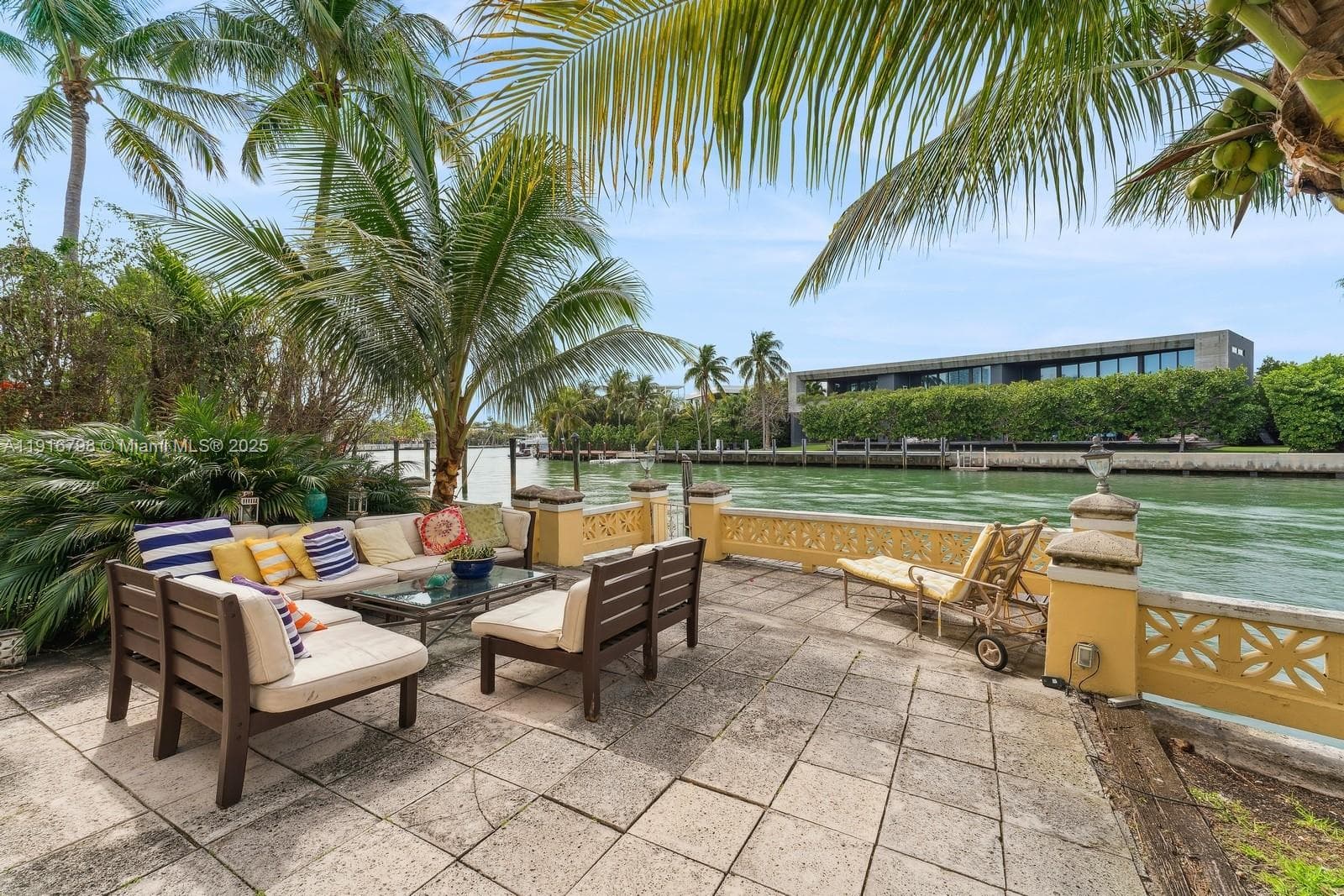 4812 Pine Tree Dr # 206, Miami Beach FL 33140 — 14