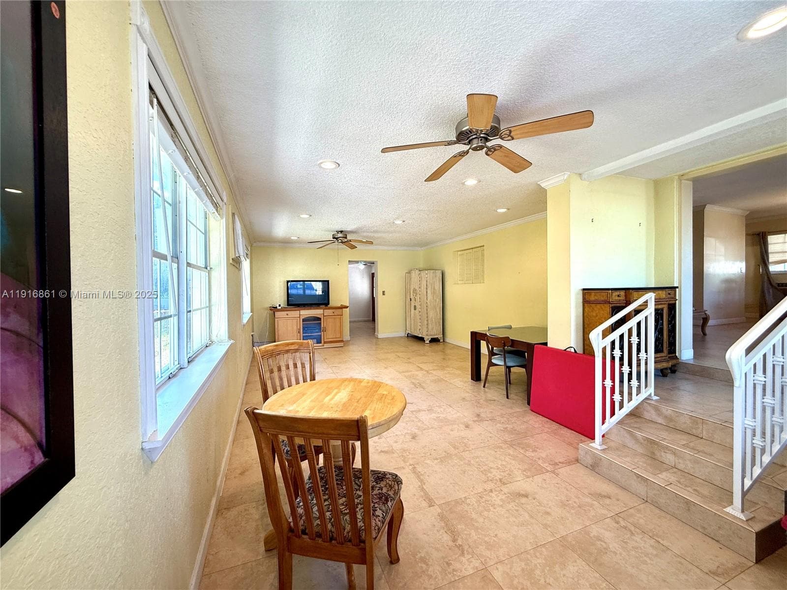174 E 41st St, Hialeah FL 33013 — 12