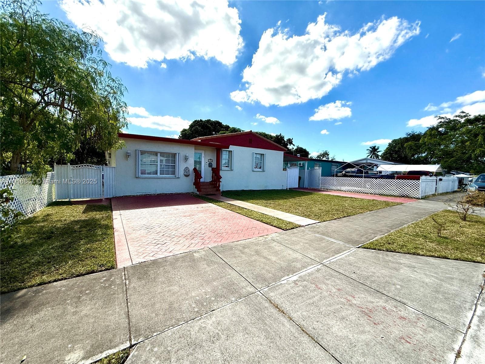 174 E 41st St, Hialeah FL 33013 — 3