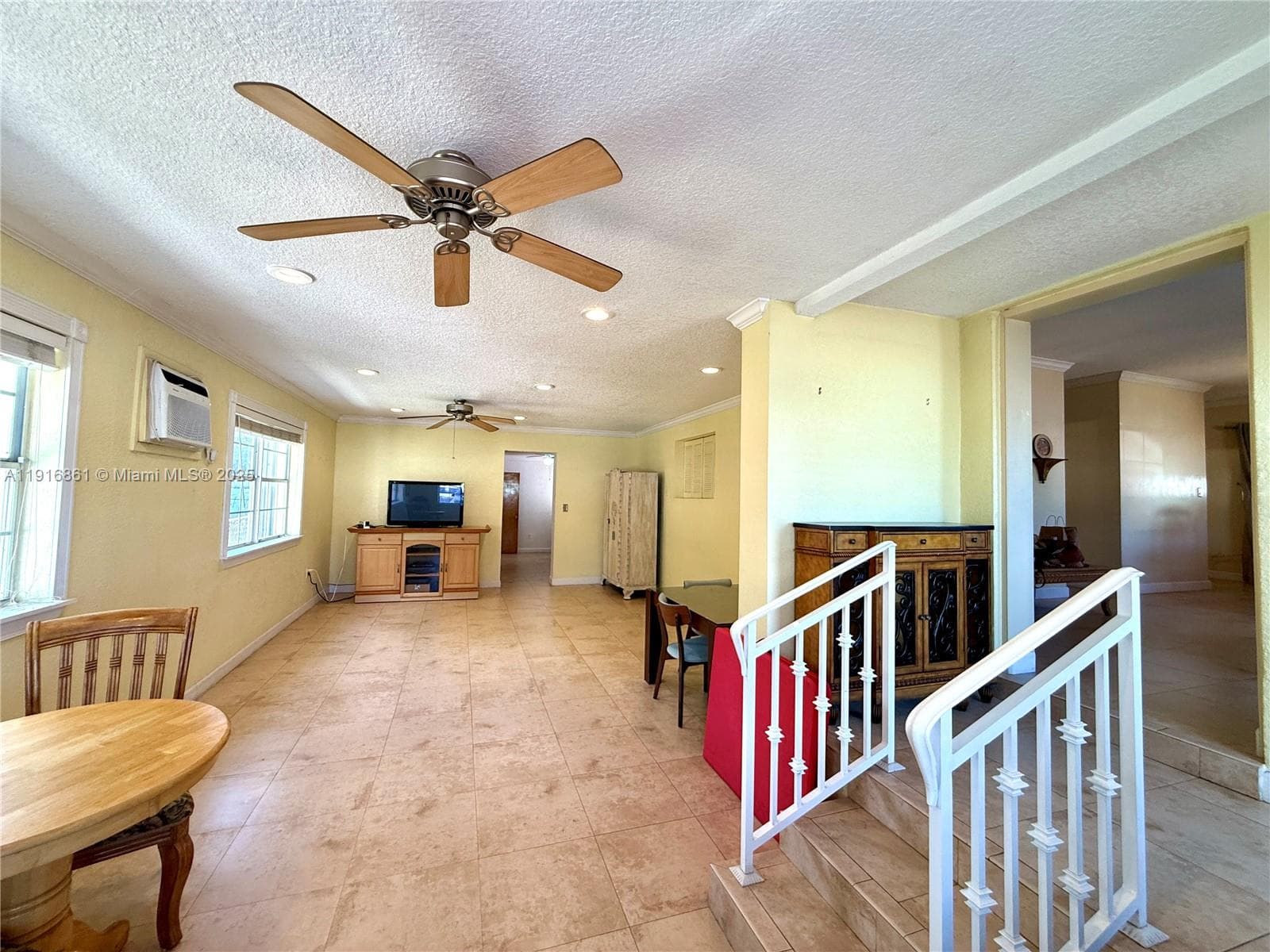 174 E 41st St, Hialeah FL 33013 — 30