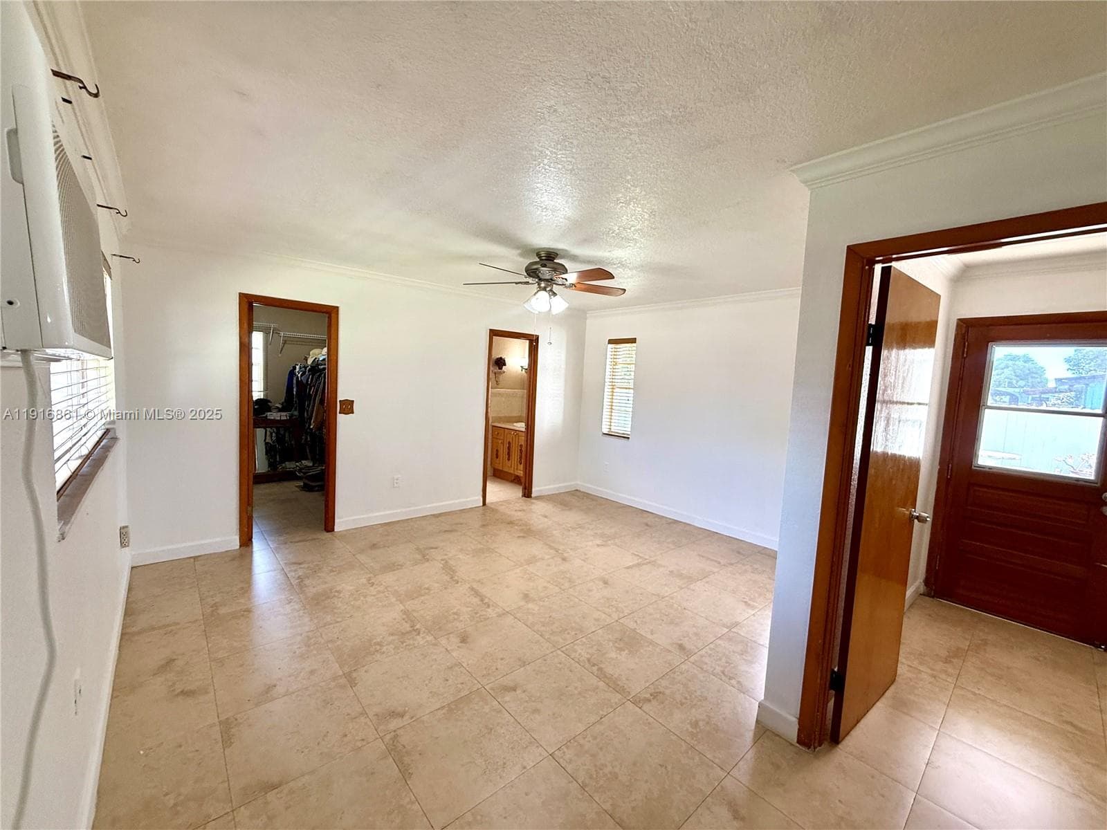 174 E 41st St, Hialeah FL 33013 — 18