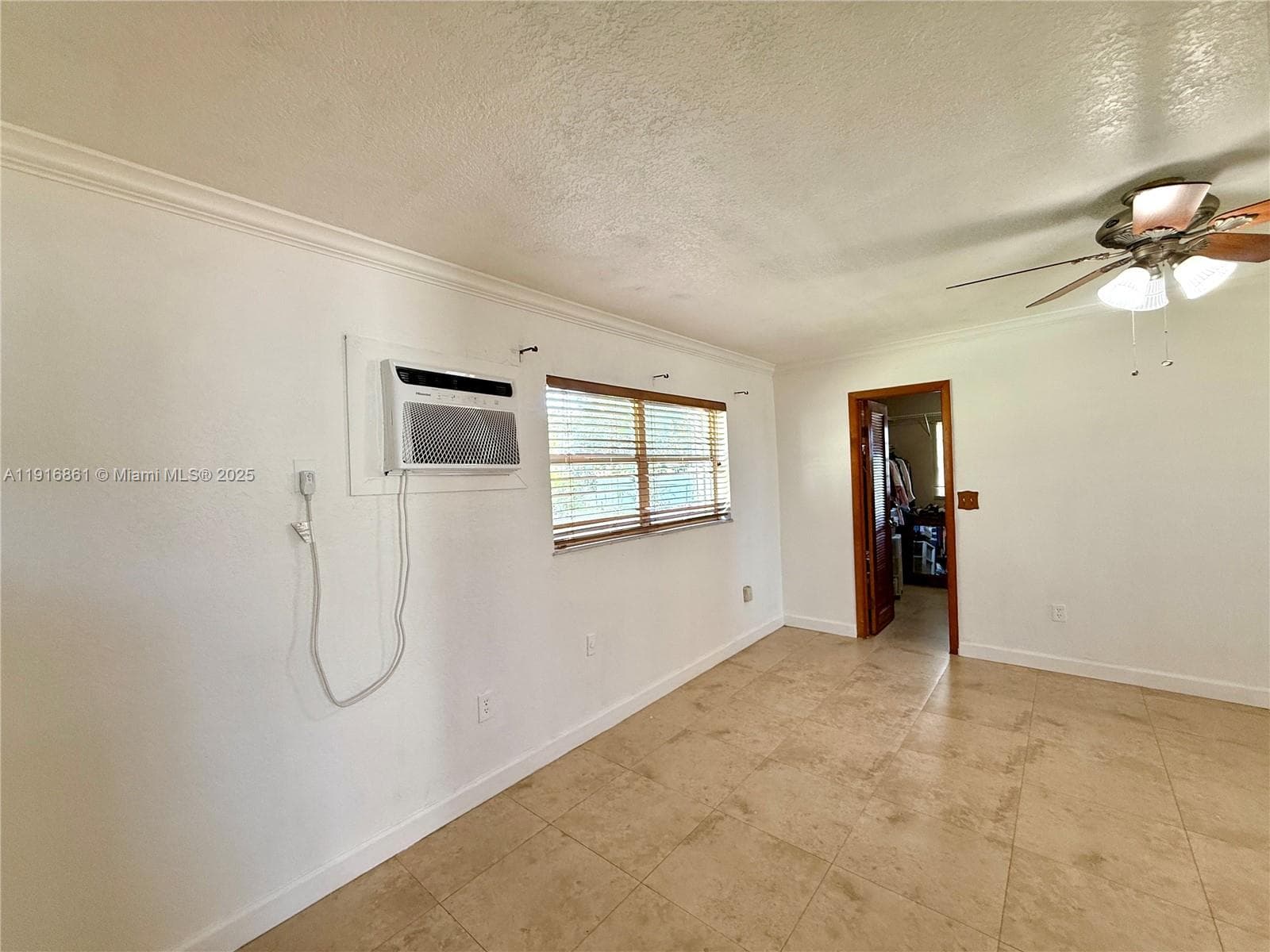 174 E 41st St, Hialeah FL 33013 — 19