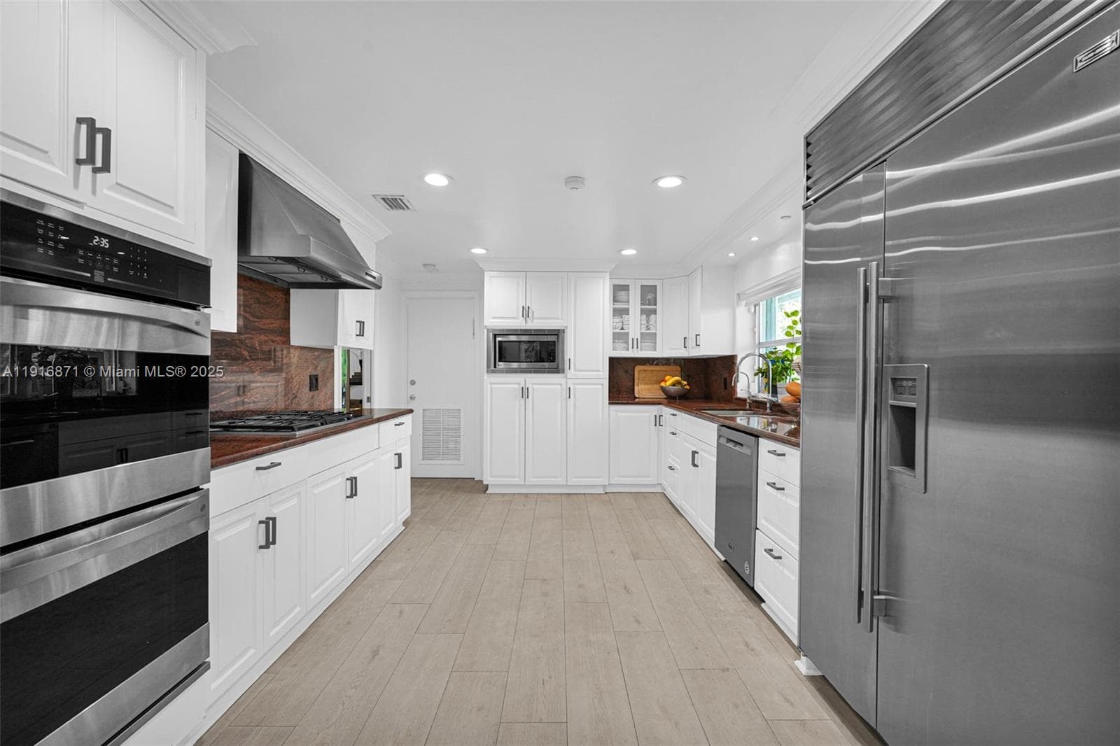 145 Bal Bay Dr, Bal Harbour FL 33154 — 8
