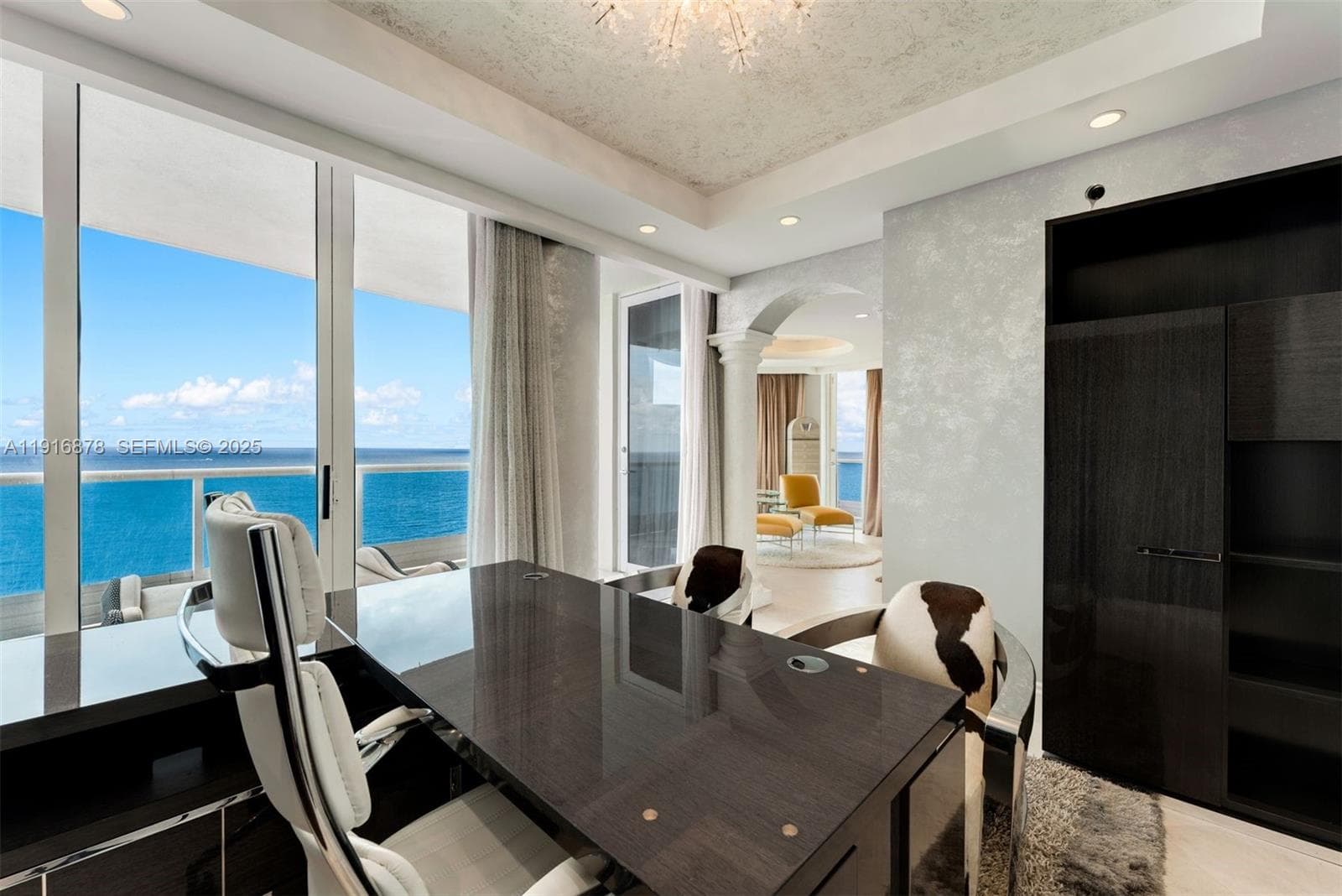 5025 Collins Ave # 1, Miami Beach FL 33140 — 23