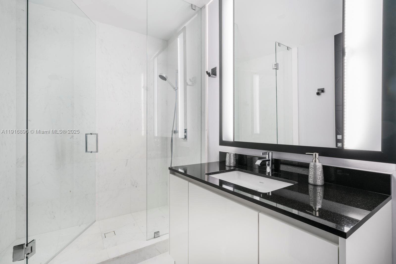 18555 Collins Ave # 3505, Sunny Isles Beach FL 33160 — 10