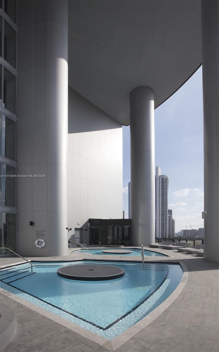 18555 Collins Ave # 3505, Sunny Isles Beach FL 33160 — 49