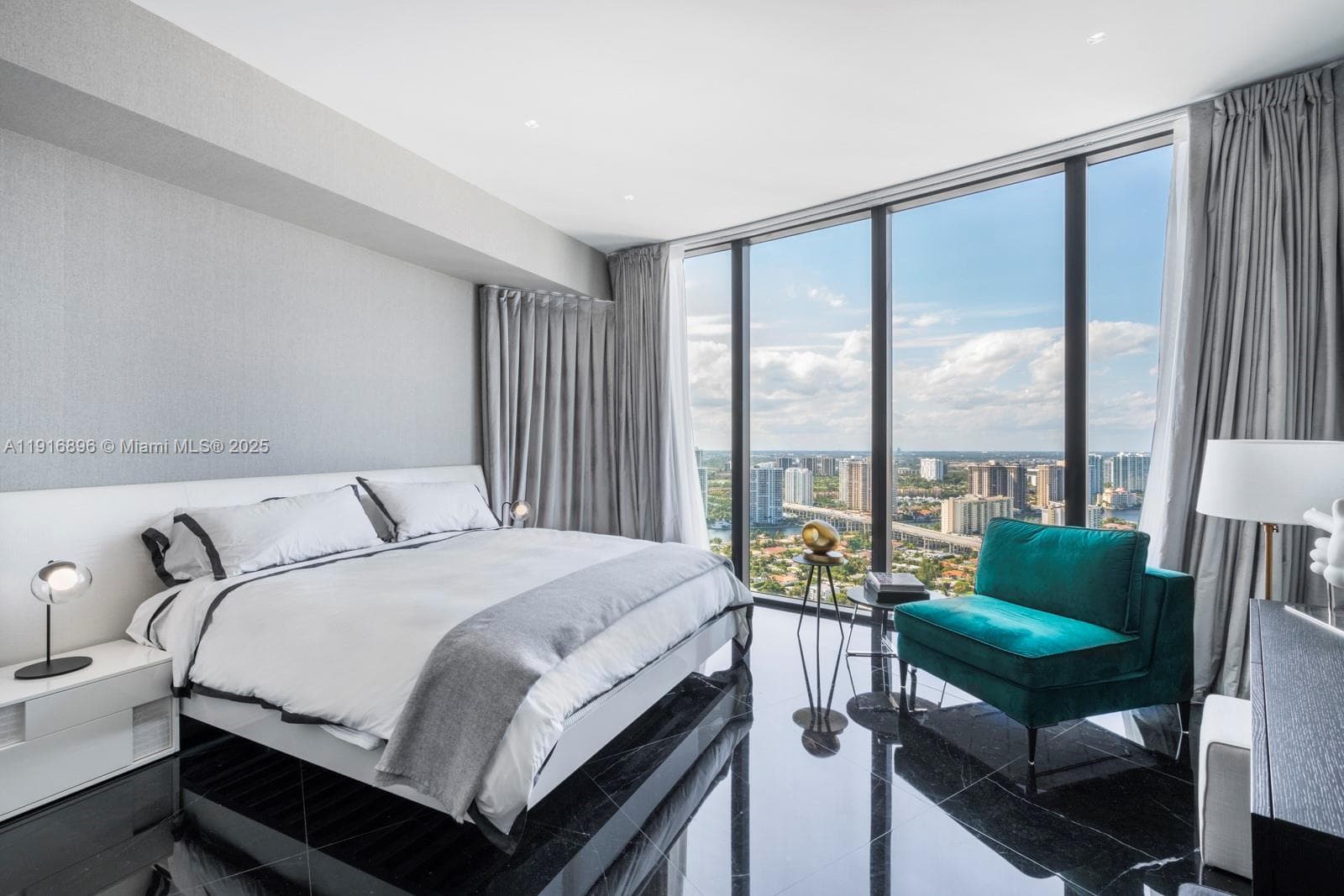 18555 Collins Ave # 3505, Sunny Isles Beach FL 33160 — 14