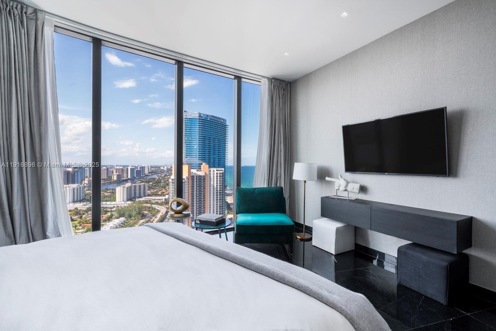 18555 Collins Ave # 3505, Sunny Isles Beach FL 33160 — 15