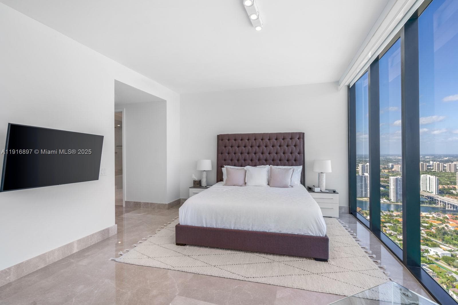 18555 Collins Ave # 5105, Sunny Isles Beach FL 33160 — 3