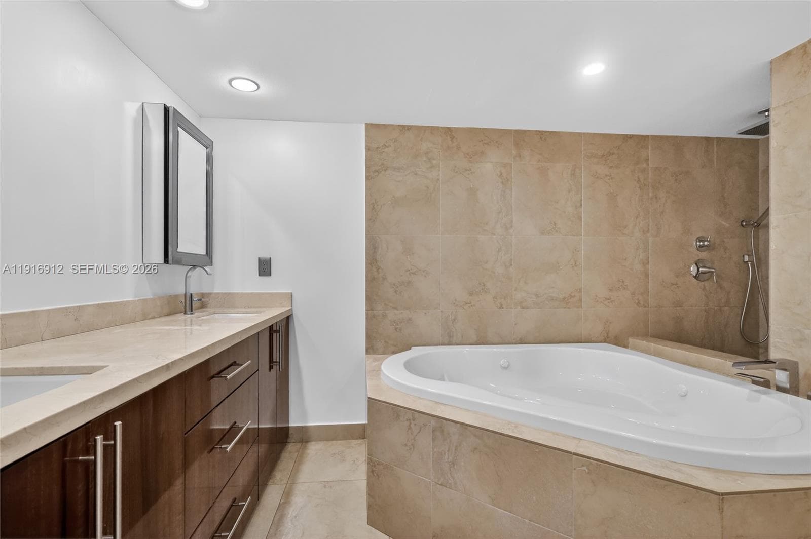 4000 Towerside Ter # 1612, Miami FL 33138 — 22