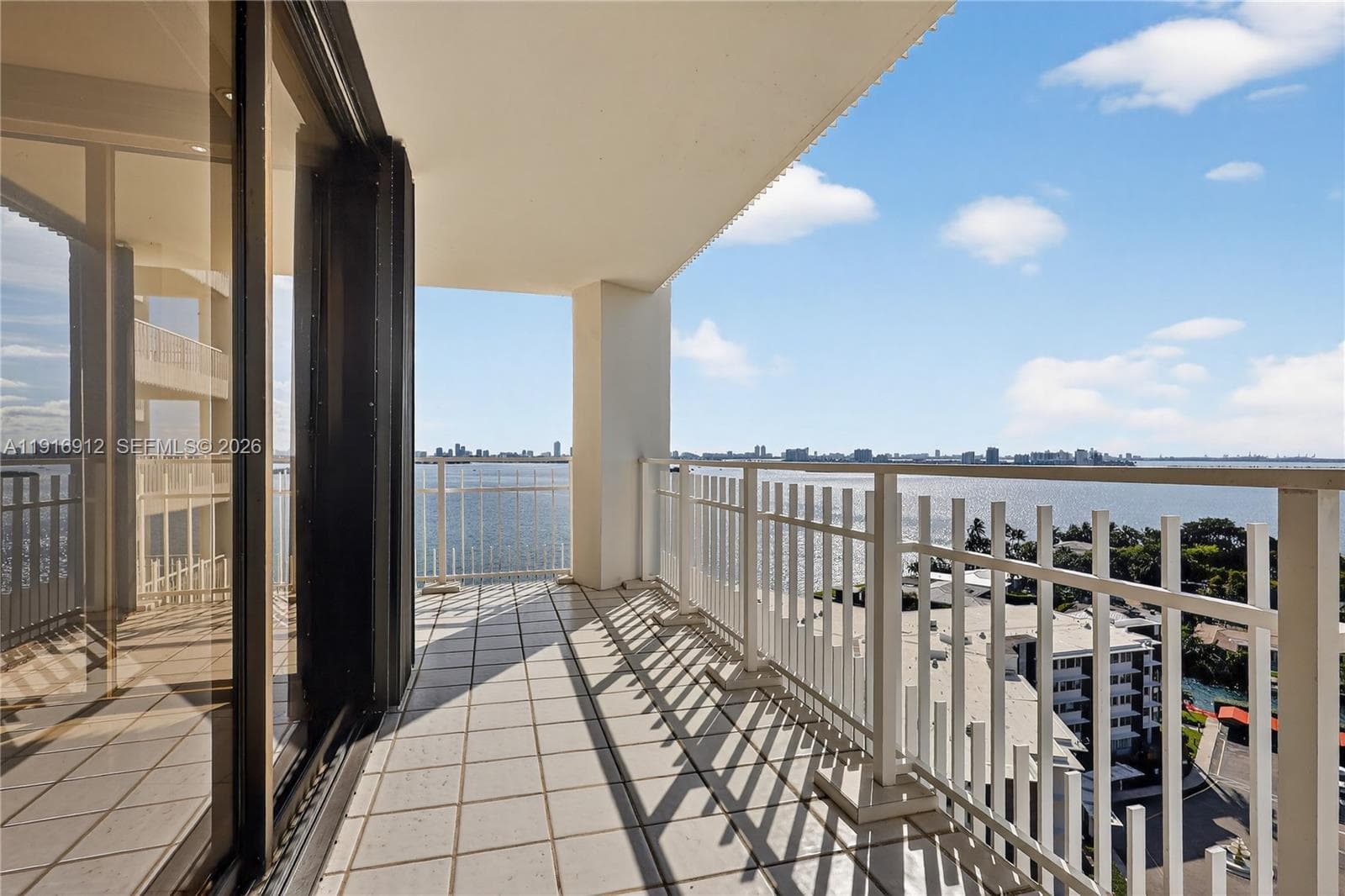 4000 Towerside Ter # 1612, Miami FL 33138 — 30