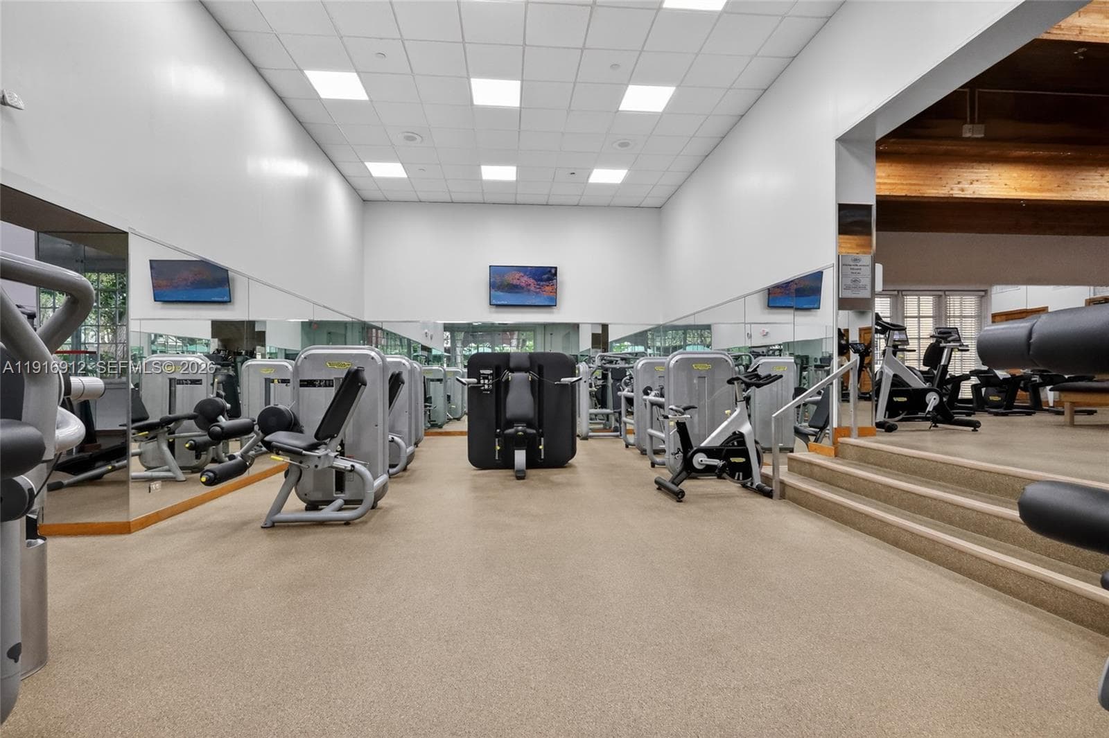 4000 Towerside Ter # 1612, Miami FL 33138 — 89