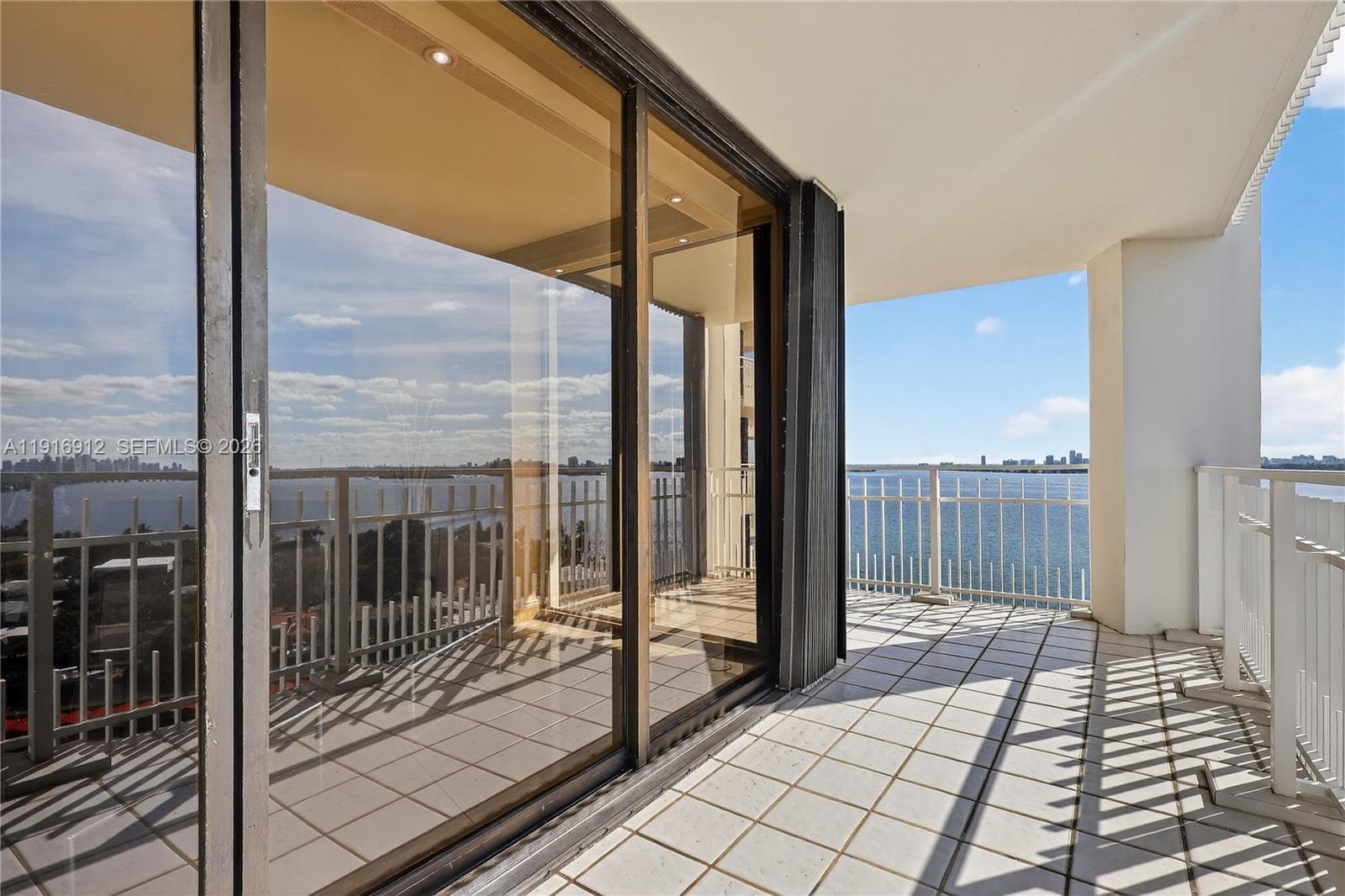4000 Towerside Ter # 1612, Miami FL 33138 — 31