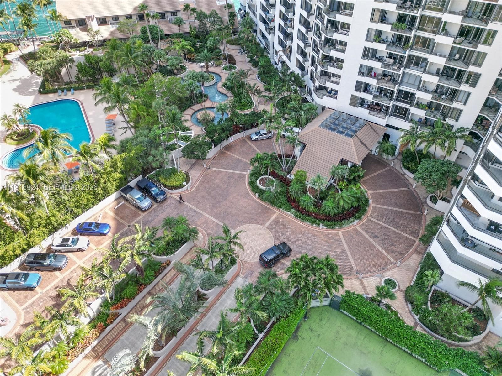 520 Brickell Key Dr # A1104, Miami FL 33131 — 32