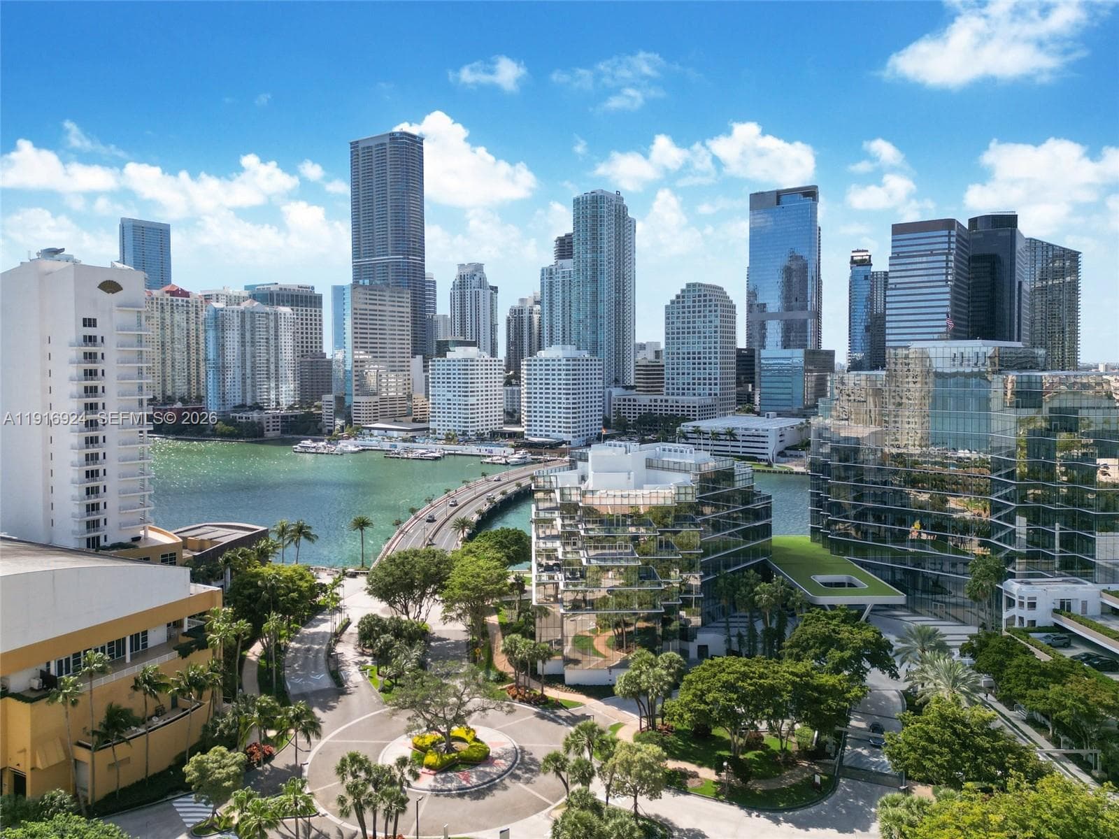 520 Brickell Key Dr # A1104, Miami FL 33131 — 30