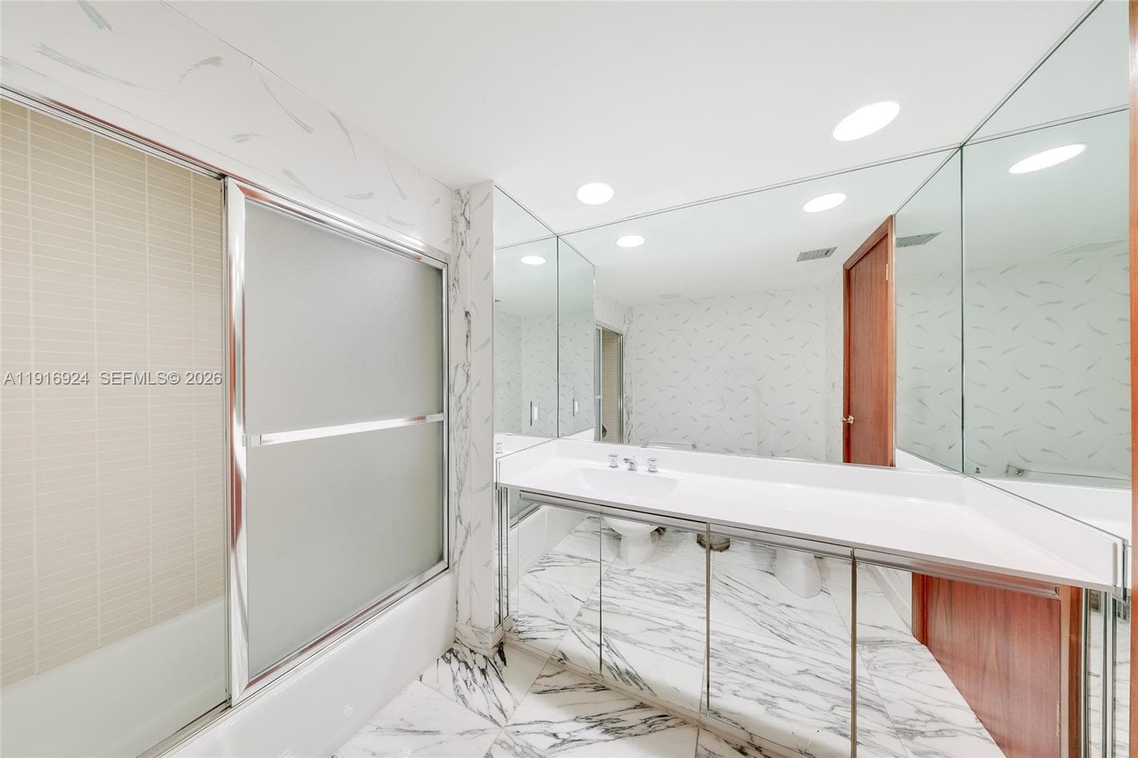 520 Brickell Key Dr # A1104, Miami FL 33131 — 15