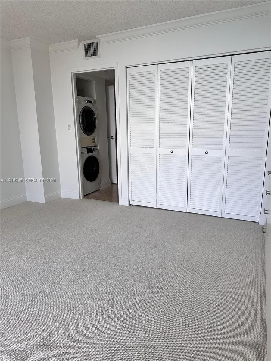 2333 Brickell Ave # 2215, Miami FL 33129 — 22