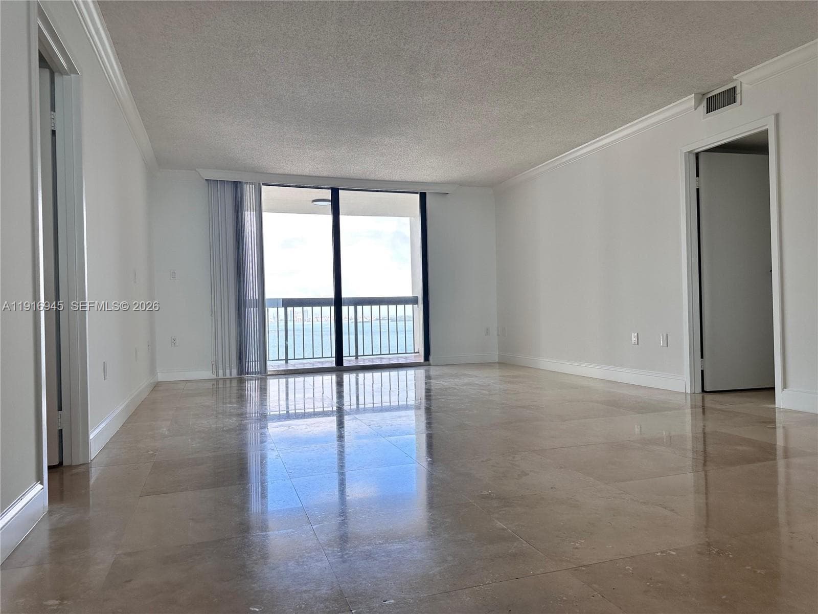 2333 Brickell Ave # 2215, Miami FL 33129 — 8