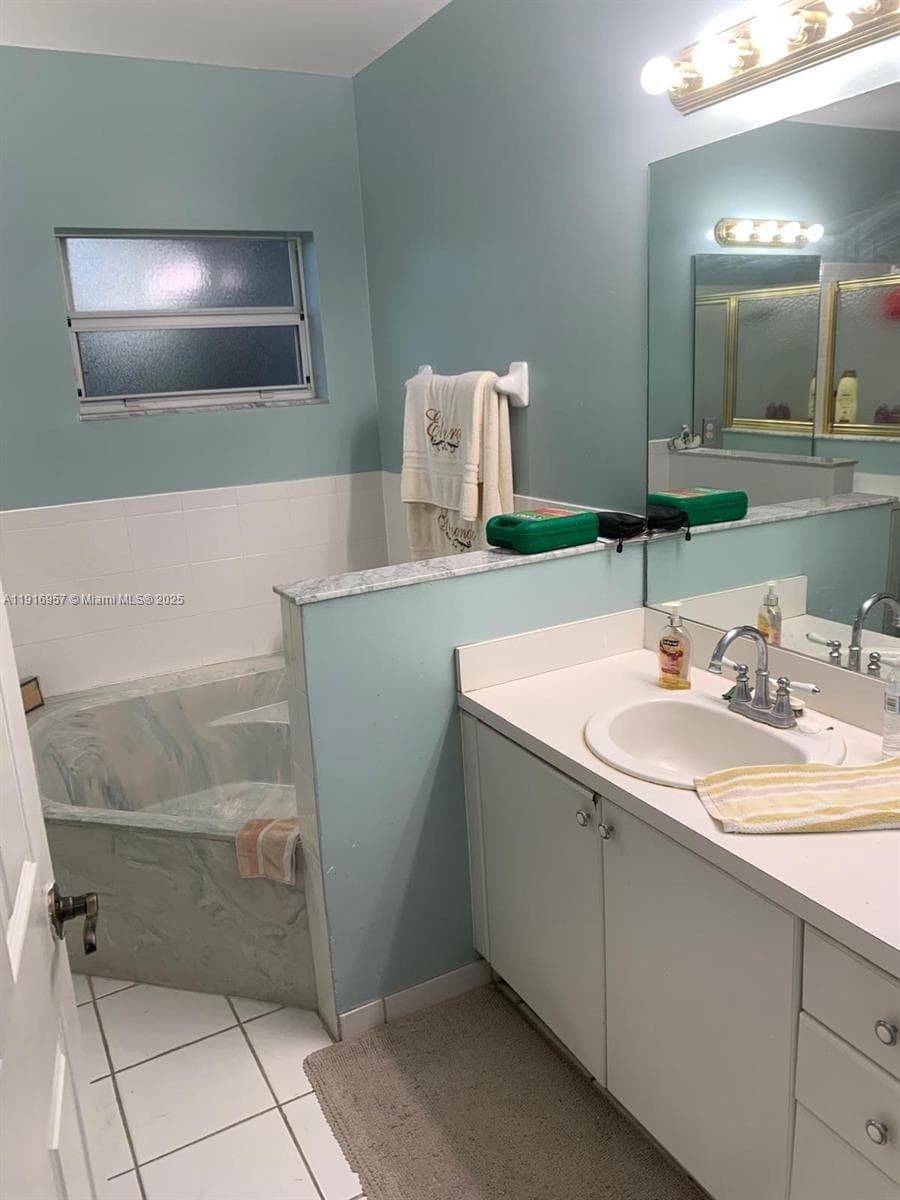 462 SE 23rd Dr, Homestead FL 33033 — 7