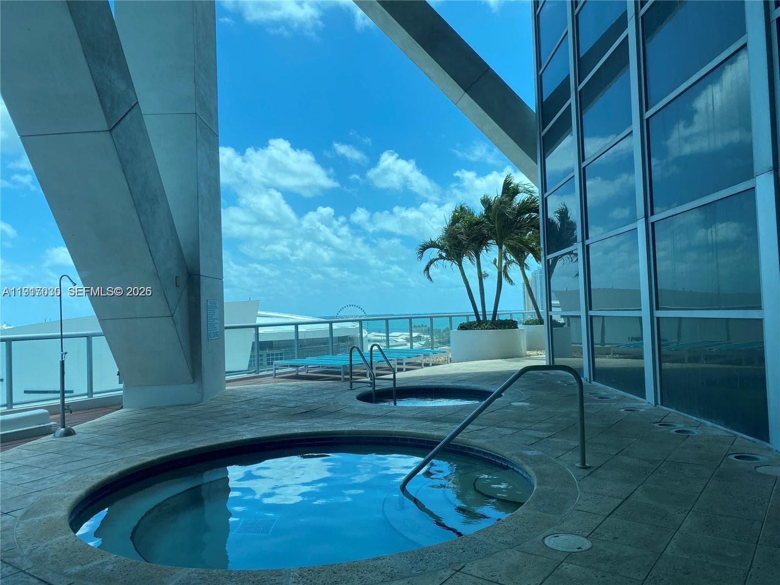 888 Biscayne Blvd # 2904, Miami FL 33132 — 23