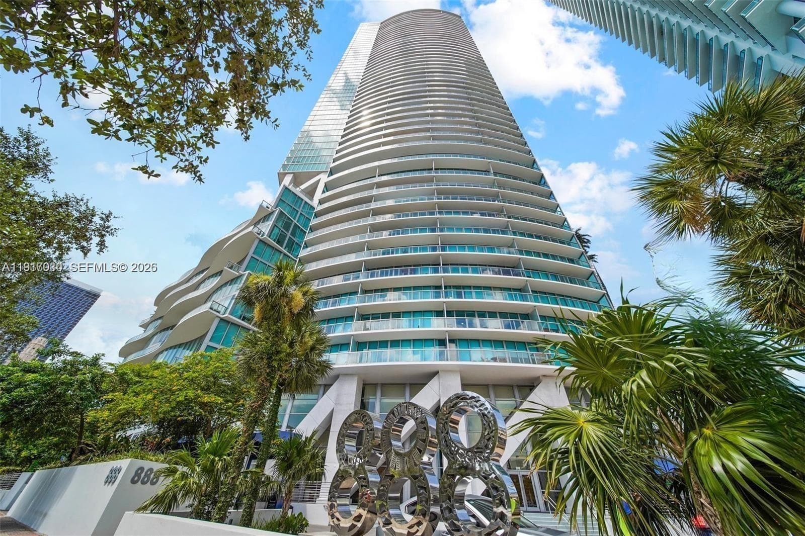 888 Biscayne Blvd # 2904, Miami FL 33132 — 1