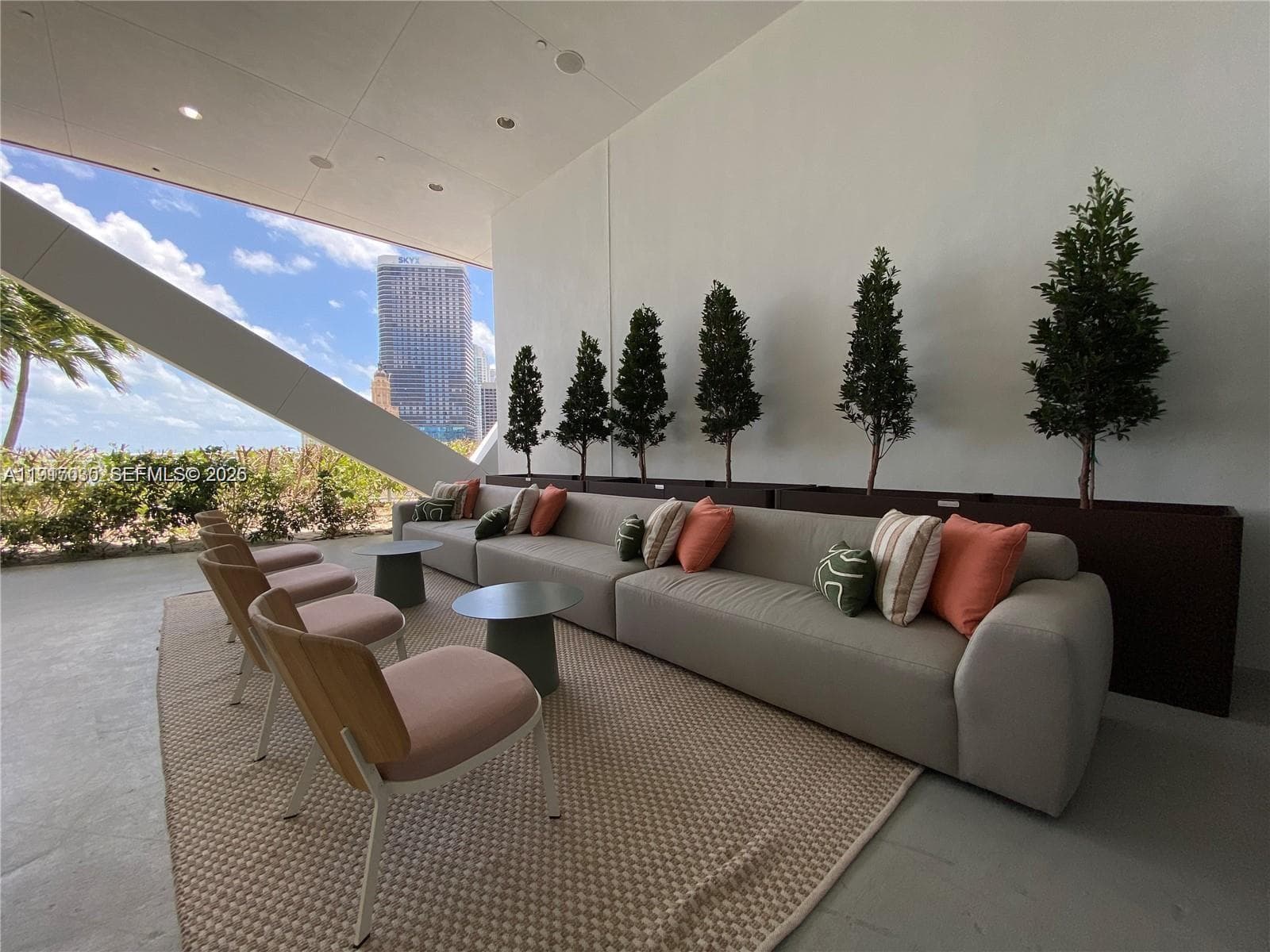 888 Biscayne Blvd # 2904, Miami FL 33132 — 25