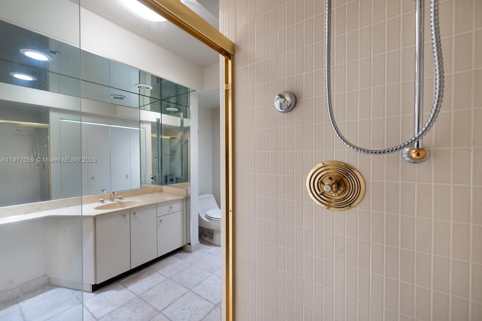 20281 E Country Club Dr # 1009, Aventura FL 33180 — 36