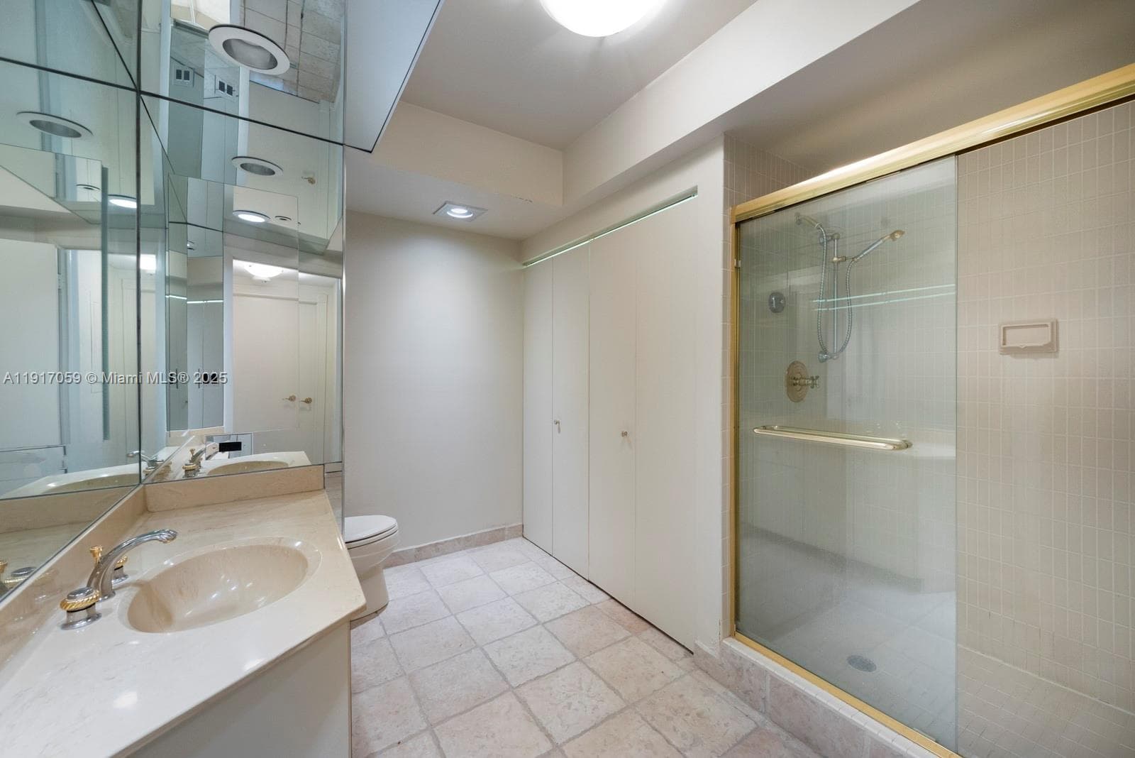 20281 E Country Club Dr # 1009, Aventura FL 33180 — 33