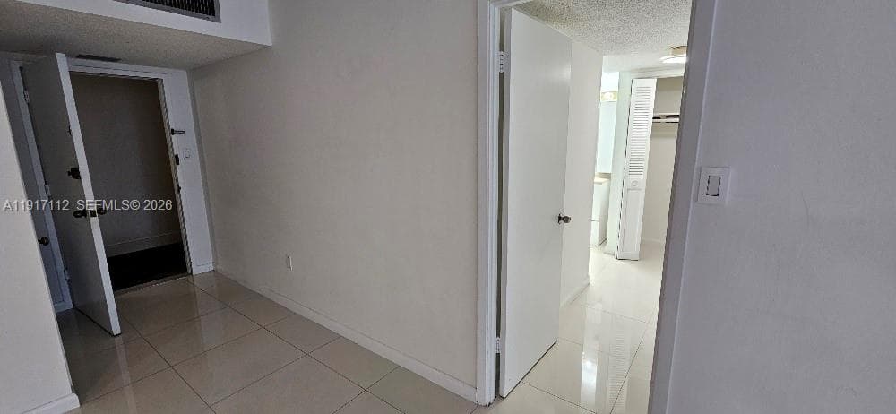 18021 Biscayne Blvd # 402, Aventura FL 33160 — 15