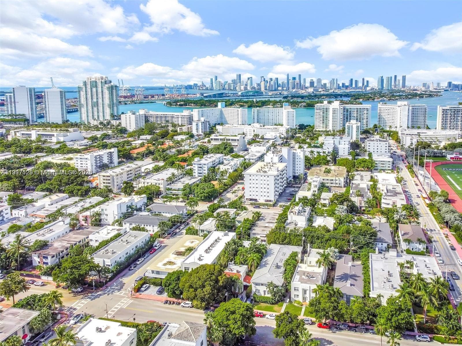 1018 Jefferson Ave, Miami Beach FL 33139 — 72