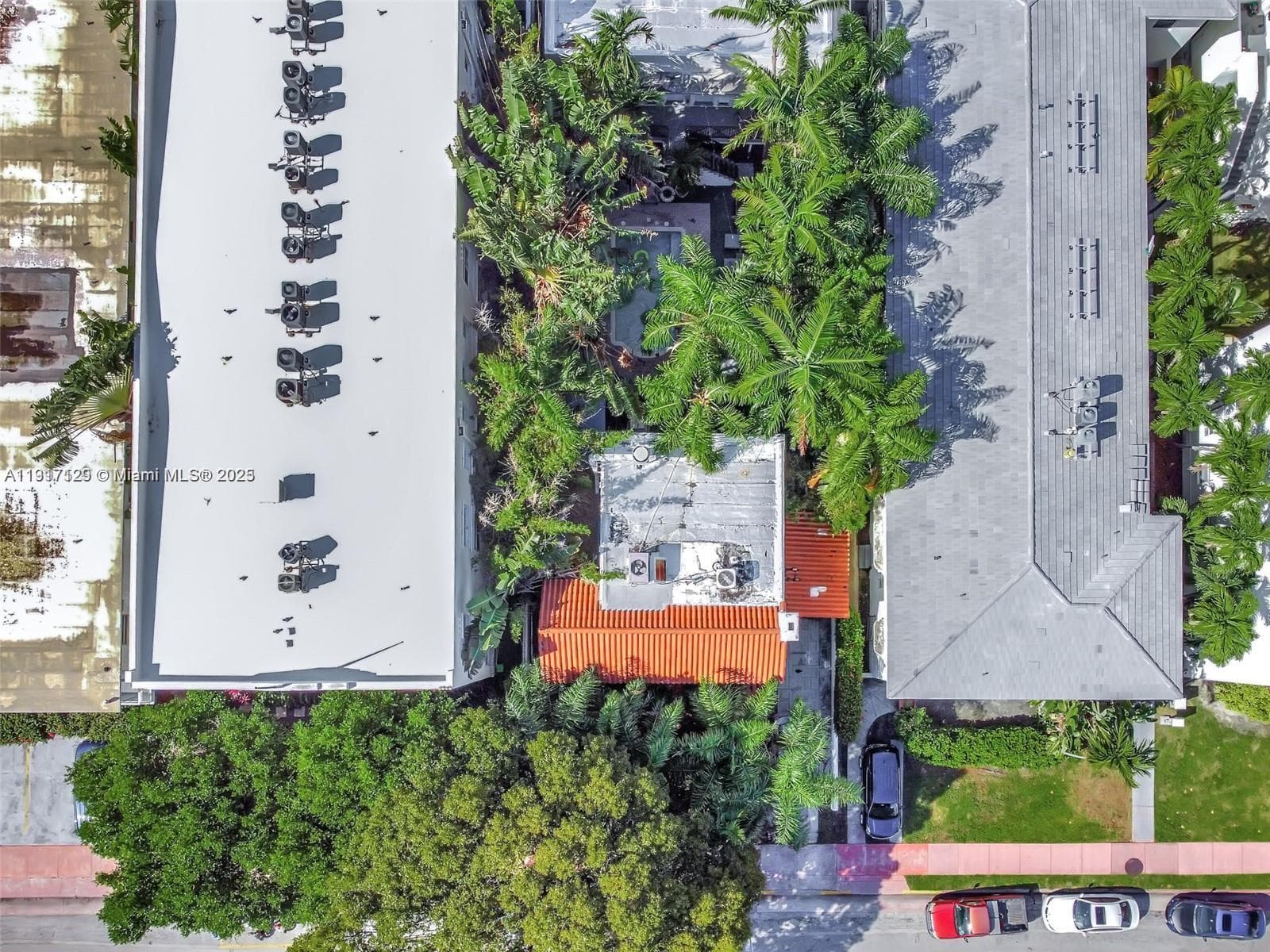 1018 Jefferson Ave, Miami Beach FL 33139 — 3