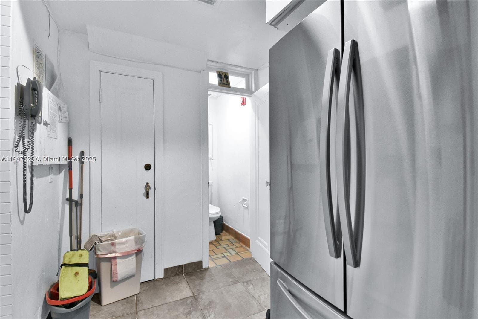 1018 Jefferson Ave, Miami Beach FL 33139 — 48