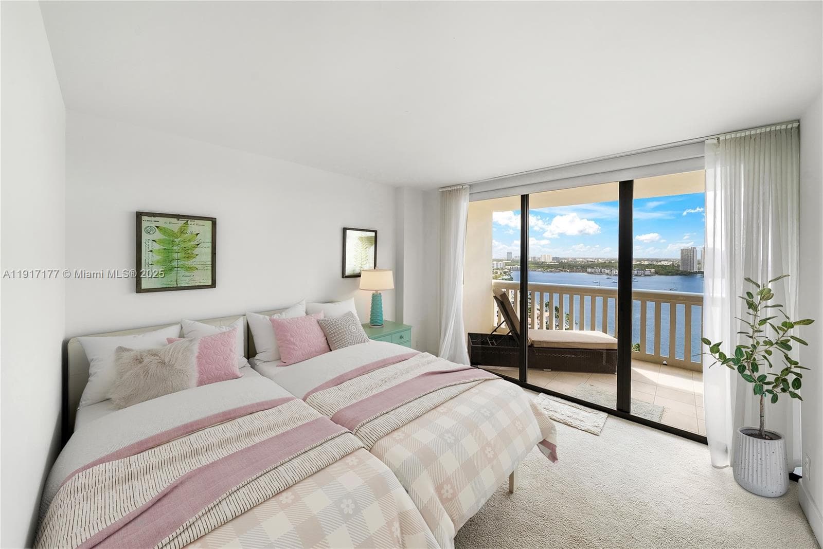1000 W Island Blvd # 2407, Aventura FL 33160 — 16
